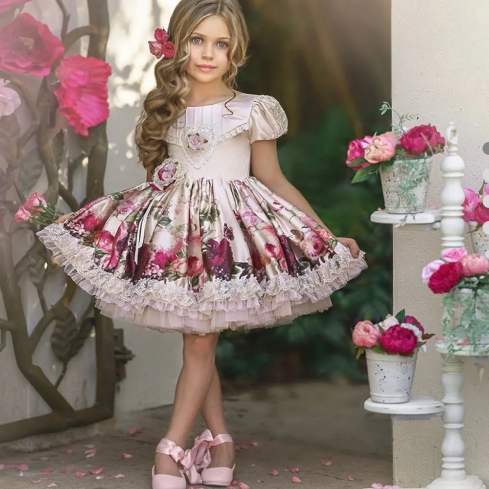 Dollcake Mystery Stealing Kisses
Vintage Luxe Dress size 8Y - Picture 3 of 4